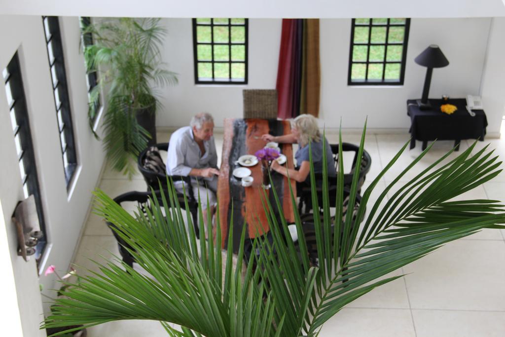 Madampe House 3 Bedroom Villa With Pool For#7 Ambalangoda  Buitenkant foto